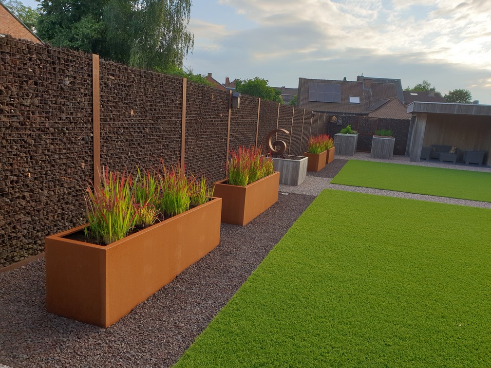 Jardinière en acier corten