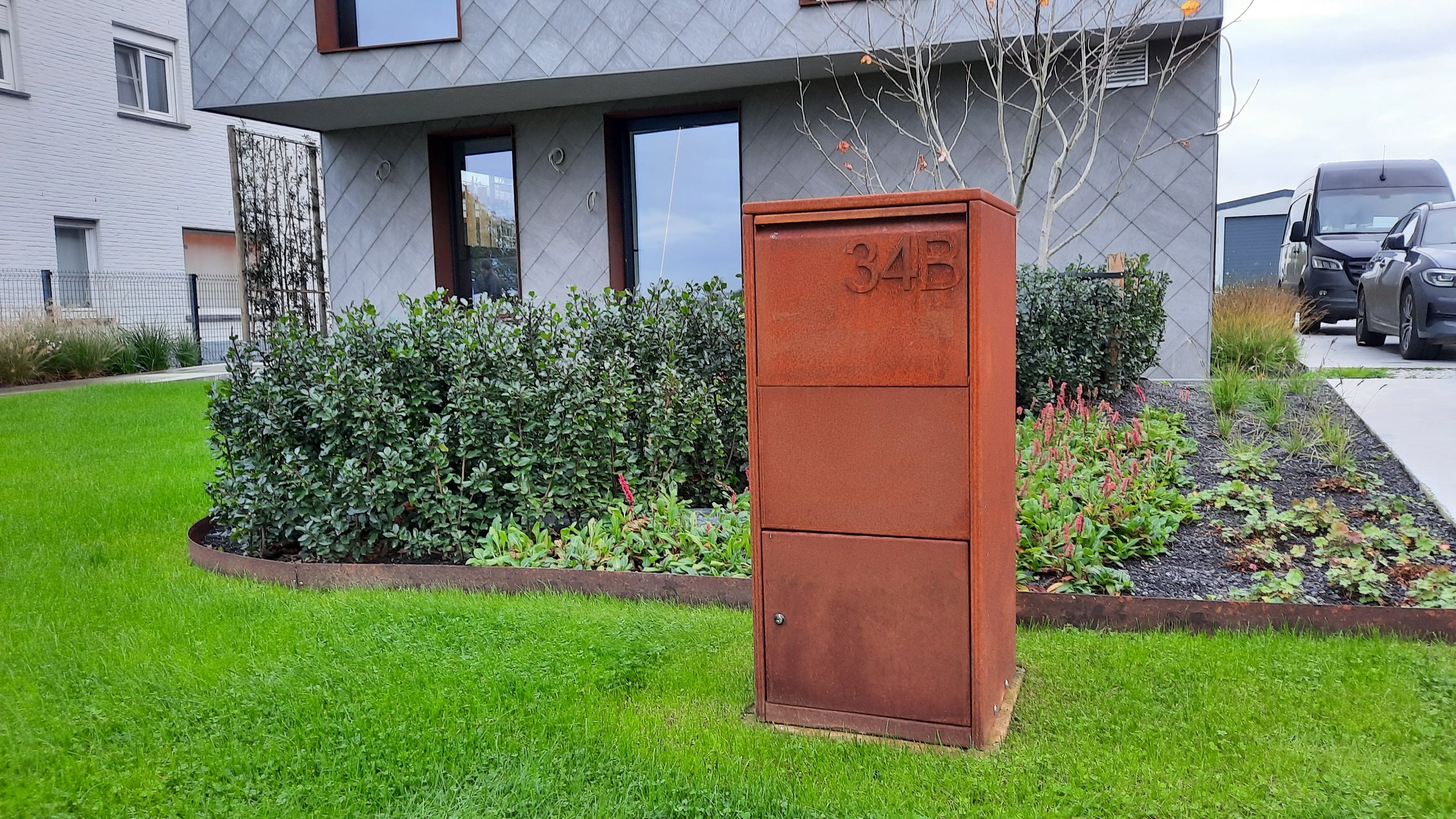 Giftu parcel mailbox